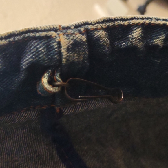 Acid wash denim shoulder bag - Picture 5 of 8